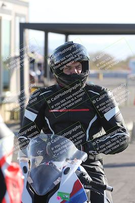media/May-25-2025-TrackXperience (Sun) [[393a69de75]]/Around the Pits/